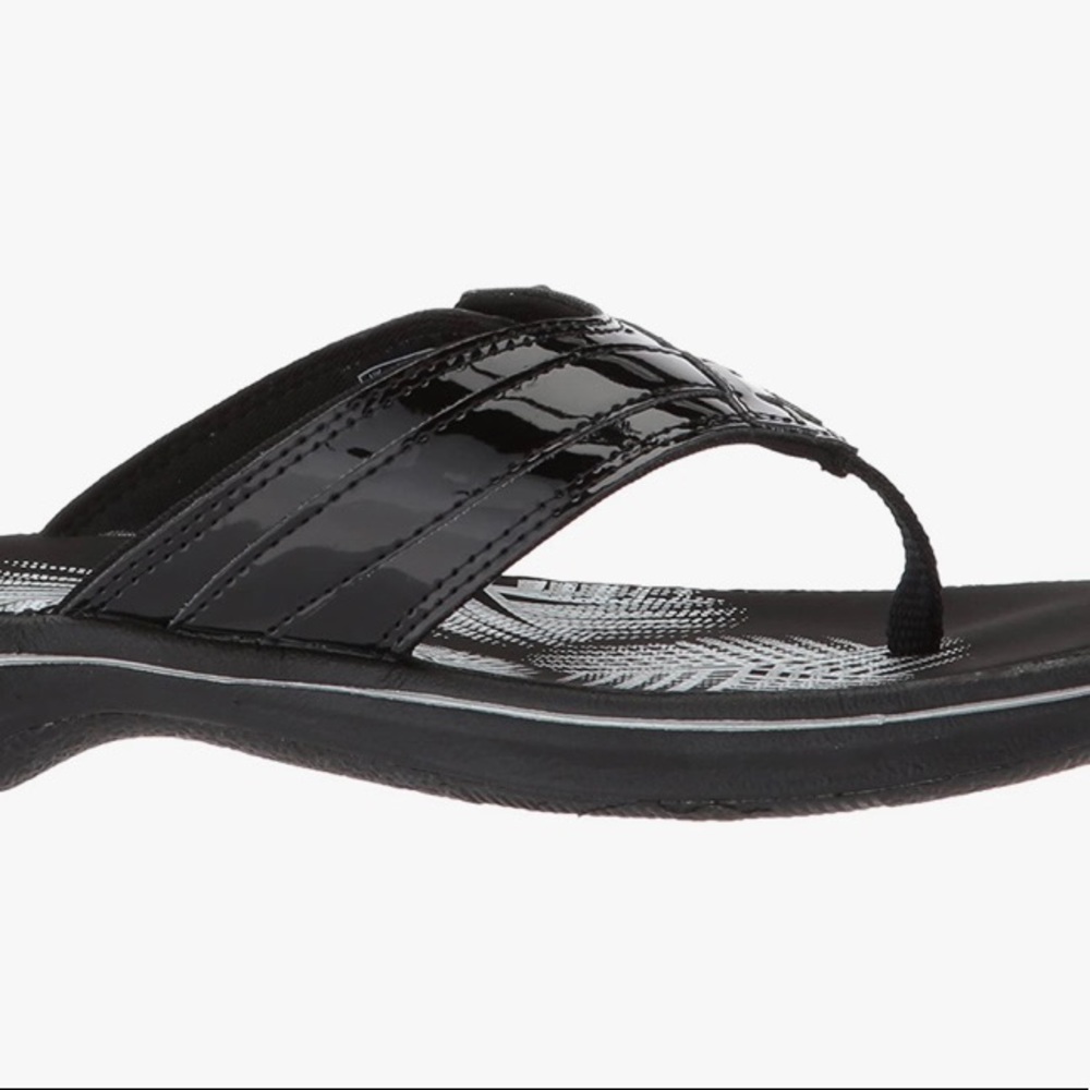 CLOUDSTEPPERS flip flops by Clarks 9 Black